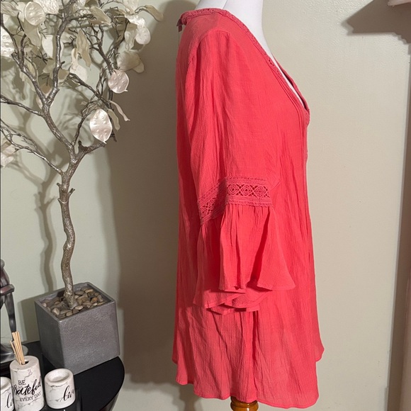 Avenue Coral Lace-Trim V-Neck Tunic - Picture 3 of 5